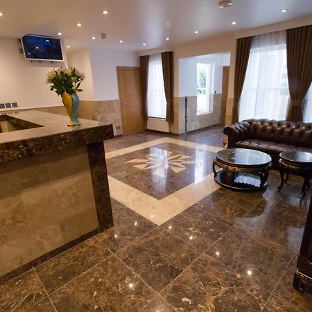 Congress Apartments Истборн Екстериор снимка