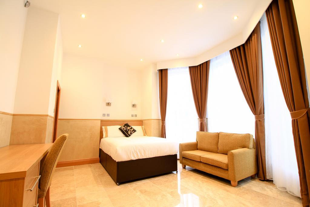 Congress Apartments Истборн Екстериор снимка