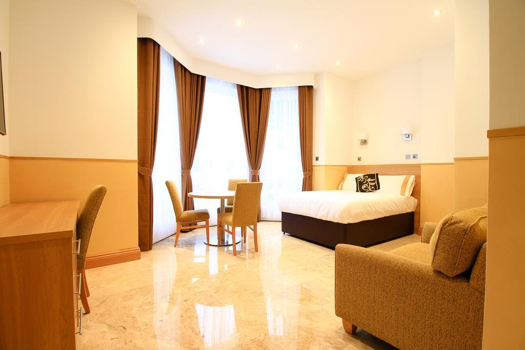 Congress Apartments Истборн Екстериор снимка