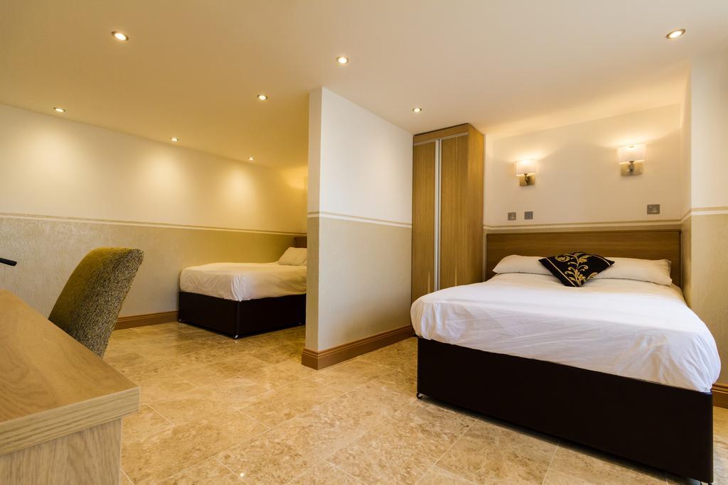 Congress Apartments Истборн Екстериор снимка